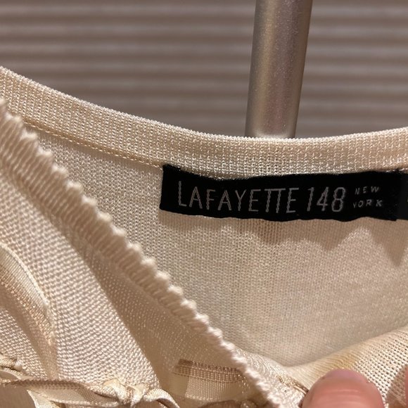 bow-detailed camisole-style tank top - Picture 2 of 2